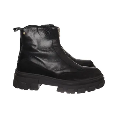 Boots (Svart) från Agnes Cecilia