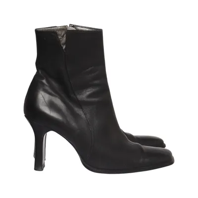 Heeled boots (Black) from Tiger of Sweden