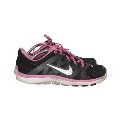 Baskets (Noir, Rose, Blanc) de Nike Training