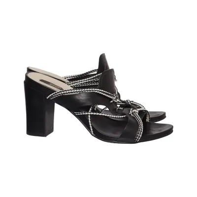 Mules (Noir, Blanc) de Zinda
