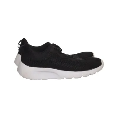 Trainers (Black, White) from Nonalion