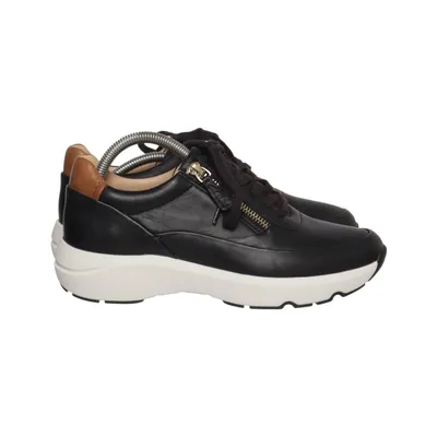 Sneakers (Black, White) from Clarks Leather