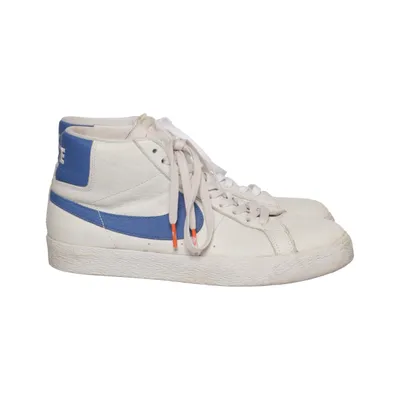 Sneakers (Blazer Mid '77) from Nike