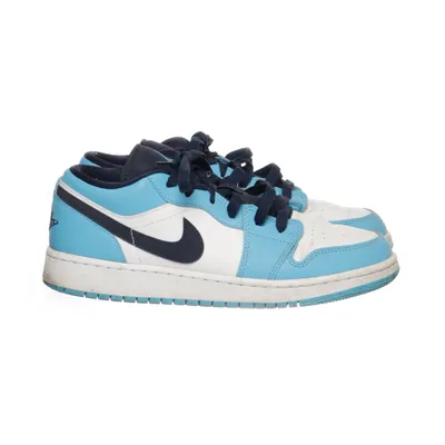 Sneakers (Air Jordan 1 Low) från Nike Air Jordan