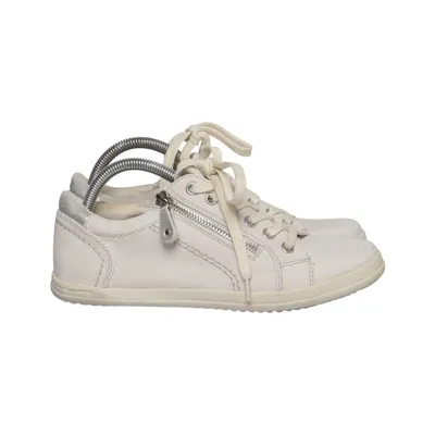 Sneakers (White) from Annie G.