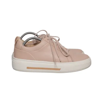 Sneakers (Pink) from Clarks Artisan