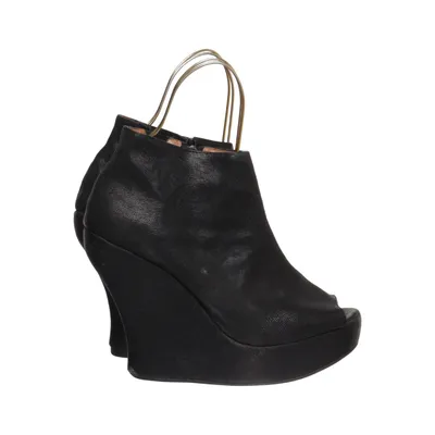 Kilklackar (Svart) från Jeffrey Campbell Skinn