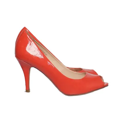 Pumps (Red) from Akira Leather