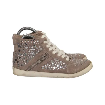 Sneakers (Beige) from Steve Madden