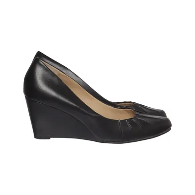 Wedges (Black) from Ariane