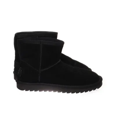 Boots (Svart) från Colors of California