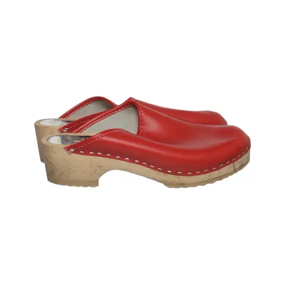 Clogs (Rot) von Svensk Fotriktig Trätoffel Leder