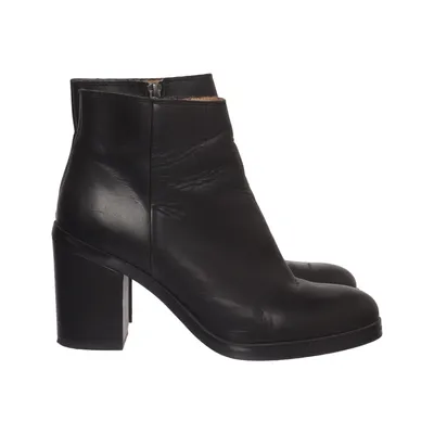 Heeled boots (Black) from Office