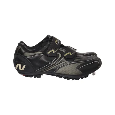 Bicycle shoes (Black, Gray) from Nalini