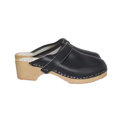 Clogs (Black) from Swedish Clogs Leather