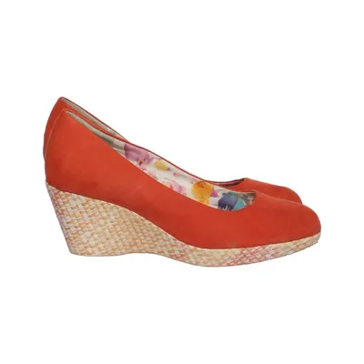Wedges (2-22405-20) from Marco Tozzi Leather