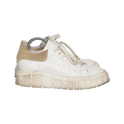 Sneakers (Vit) från Divine Follie
