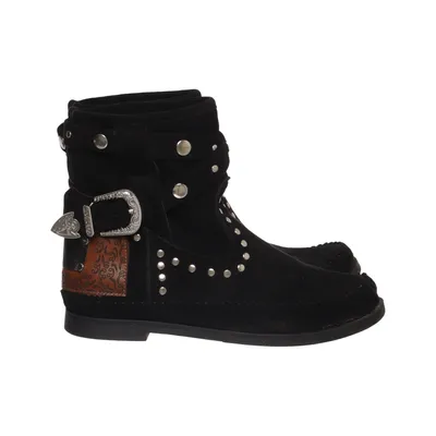 Ankle boots (Black) from Marquiiz
