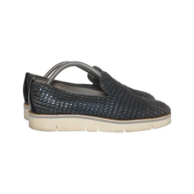 Loafers (Blue) from Maripe