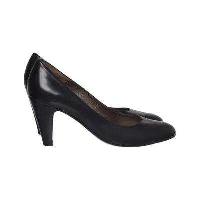 Pumps (Black) from Penelope