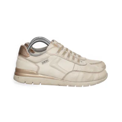 Sneakers (Beige) from Pikolinos