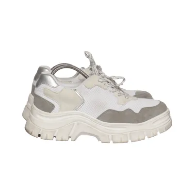 Trainers (White, Gray) from Woden