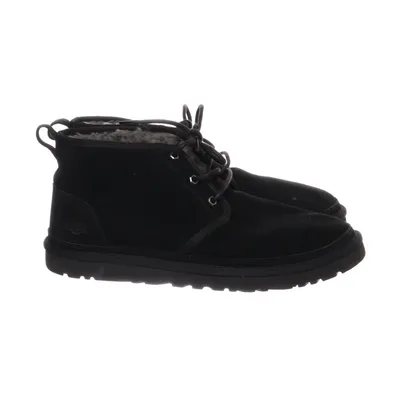 Laced boots (Neumel) from UGG Suede