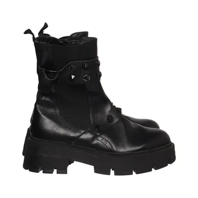 Ankle boots (Black) from Tamaris Leather