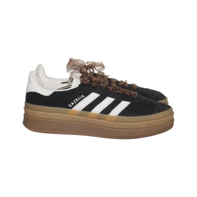 Baskets (Noir, Blanc, Marron) de Adidas Originals