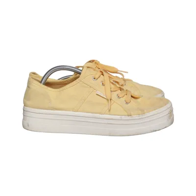 Chaussures en toile (Jaune) de Street Shoes