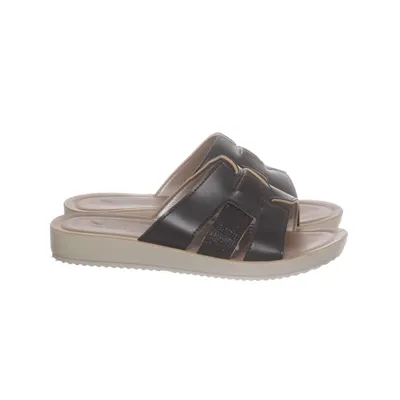Slip-ins (Black, Beige) from Feder Flex