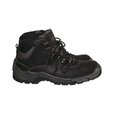 Work footwear (Mana) from Euro-Star