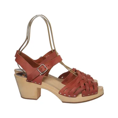 Clogs (Brown) from Swedish Hasbeens