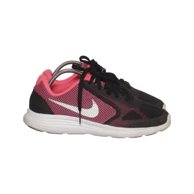 Running shoes (Black, Pink) from Nike