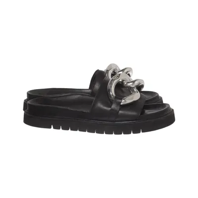 Slip-ins (Black, Silver) from KMB