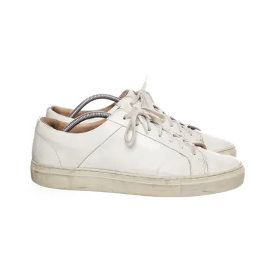 Sneakers (Vit) från Common Projects
