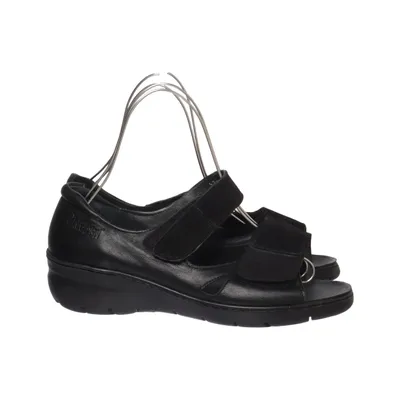 Sandales (Noir) de Cinnamon