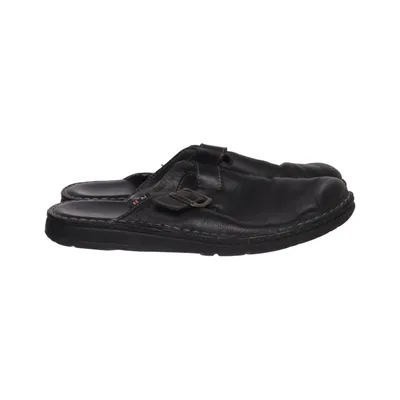 Slip-ins (Black) from Zeus