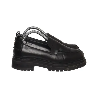 Loafers (Black) from Novita