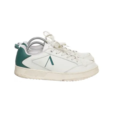 Sneakers (Stratus White Pacific - Men) from Arkk