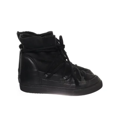 Kängor (Svart) från Inuikii