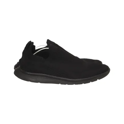 Slip-ons (Black) from Kido