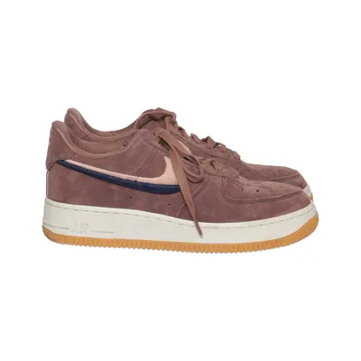Sneakers (Air Force 1) från Nike Skinn