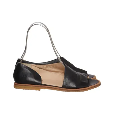 Sandals (Black) from Angulus Leather