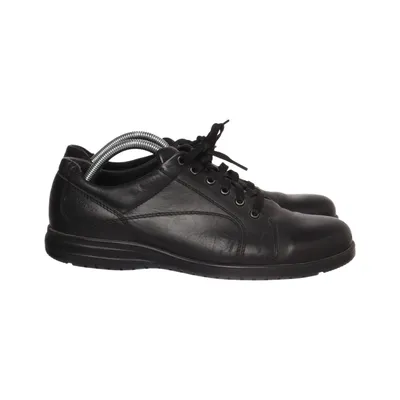 Sneakers (GPT-4) från Pomar