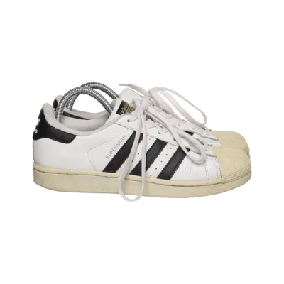 Sneakers (Superstar) från Adidas