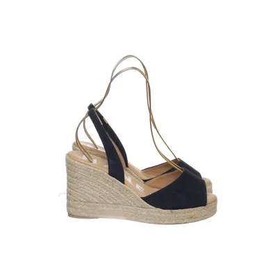 Wedges (Black, Beige) from Manebí