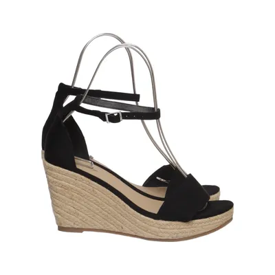 Wedges (Black) from Alley