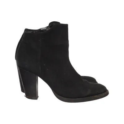 Heeled boots (Black) from Mango Touch