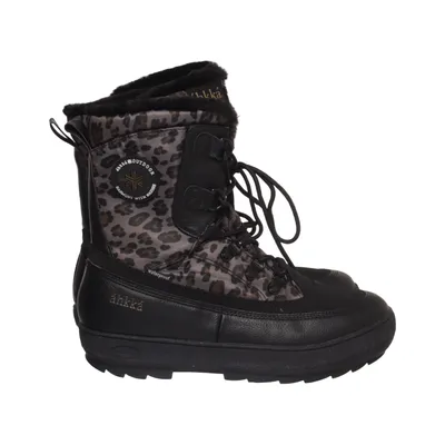 Bottes à lacets (Noir, Gris) de Áhkká